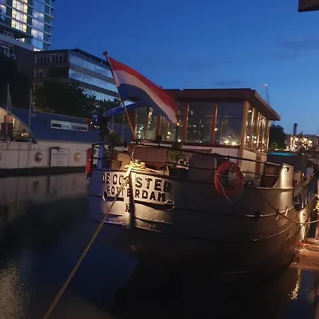 Botel De Coaster