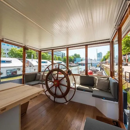 Botel De Coaster *