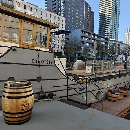 Botel De Coaster Rotterdam