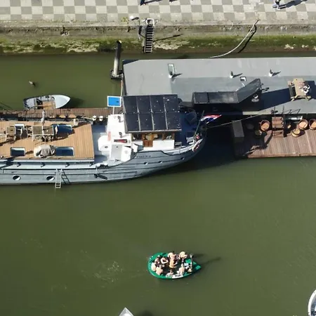 De Coaster Botel Rotterdam